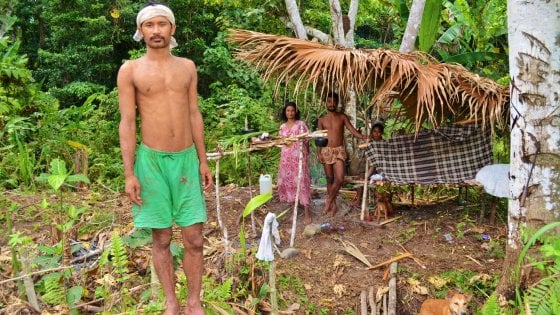 Tribù Che Vivono Allo Stato Primitivo