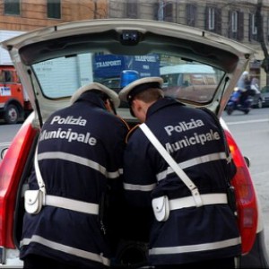 Aurelio, anziana investita da ambulanza privata: è grave