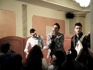 "Song 'e Napule", Morelli fa il neomelodico: "Che sogno, solo coi Manetti potevo riuscirci"