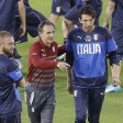 Italia, Prandelli cambia modulo: senza De Rossi difesa a 3