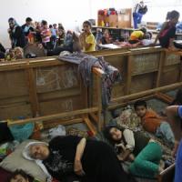 Gaza, decine di morti nell'offensiva israeliana. Hamas chiede la tregua