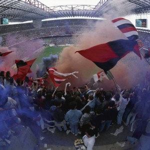 Meno stadi, piu tv e web: cos� cambia l'Italia del tifo