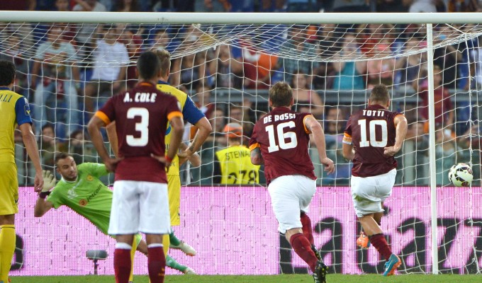 Alla Roma basta un tempo  Un tris stende il Chievo   foto