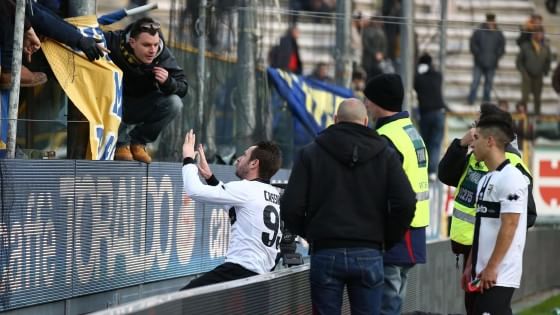 Parma in silenzio stampa, squadra a colloquio con i tifosi