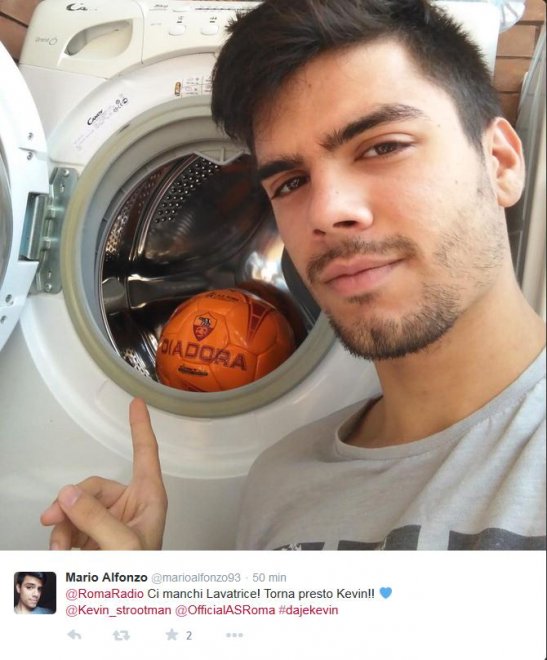 "Auguri campione", Twitter invaso dalle lavatrici per Strootman. C'è anche quella di Garcia
