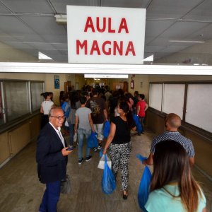 In 25mila inseguono un camice da infermiere, "Ma è più difficile che a Medicina"