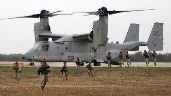 Iraq, Pentagono: 69 ostaggi liberati da prigione dell'Is. Caduto un soldato Usa, il primo nella guerra al Califfato