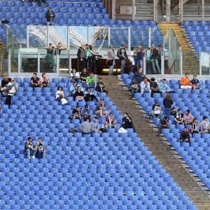 Roma e Lazio,  Olimpico deserto, la partita � virtuale