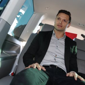 Fiorentina, l'attacco si rifà il trucco: Zarate è arrivato, Tello quasi