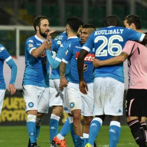 Sarri meglio di Benitez. Il suo è già un Napoli da record