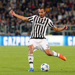 Juventus, Chiellini: "Arbitri a nostro favore? Tutte chiacchiere, meritiamo il primato"