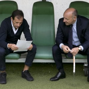 Juventus, da Mustafi a Benatia. La difesa si rifà la carta d'identità