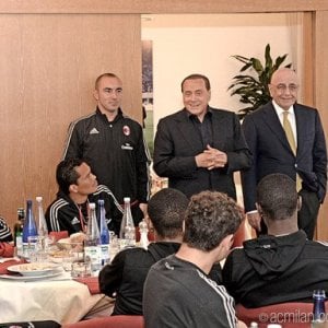 Milan, Berlusconi: "Vinciamo la coppa per dare un senso alla stagione"