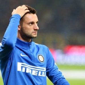 Inter, Brozovic in partenza: "Ma resta con un contratto migliore"