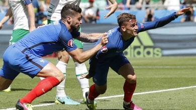 Francia-Irlanda 2-1: uragano Griezmann, transalpini ai quarti