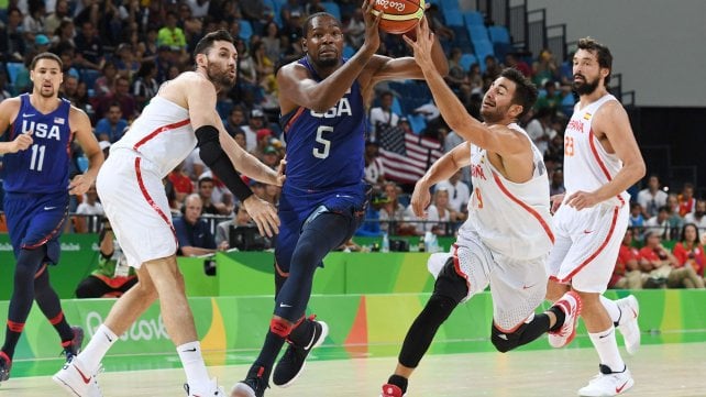 Basket, la finale sarà ancora Usa-Serbia: sconfitte Spagna e Australia