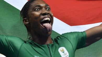 Atletica, la Semenya domina: ma il suo oro continua a far discutere