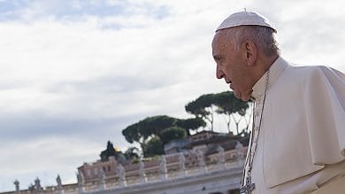 Pope Francis: "Trump? I do not judge I care only if he makes the poor suffer"