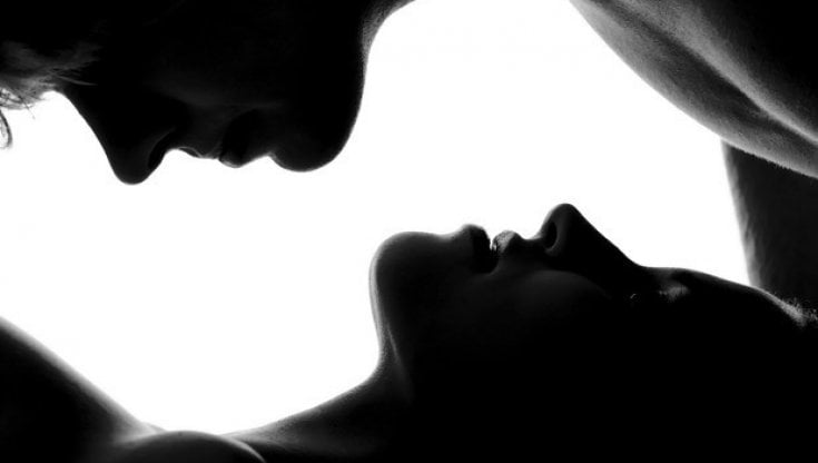 Covid, niente sesso siamo medici