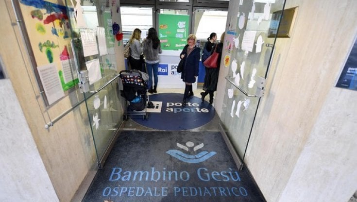 L'ingresso dell'Ospedale Bambino Ges&ugrave;