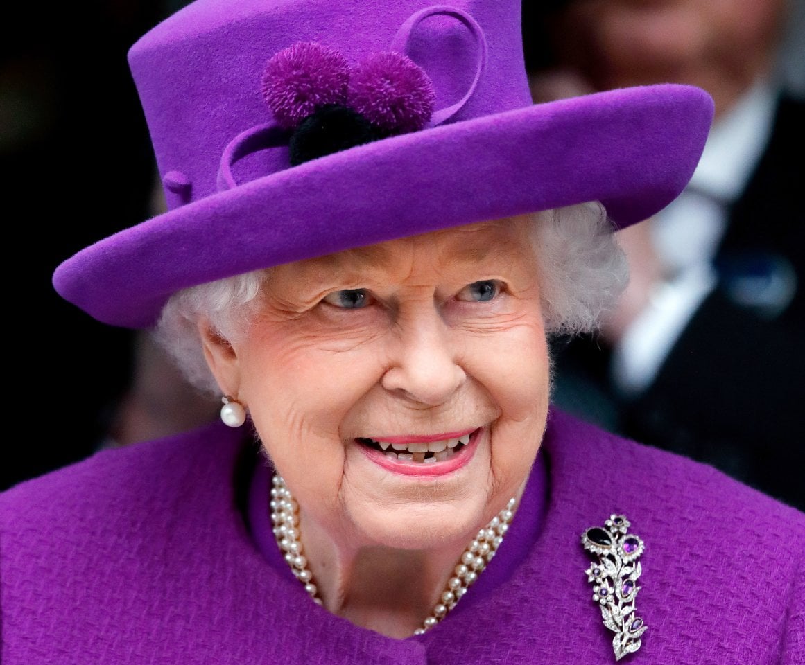 Cappelli regina Elisabetta: dal pillbox alla cloche tutti i modelli - la  Repubblica