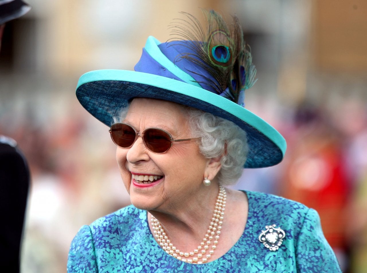 Cappelli regina Elisabetta: dal pillbox alla cloche tutti i modelli - la  Repubblica