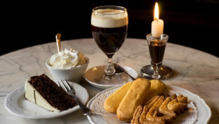 Il Bicierin &egrave; uno dei dolci pi&ugrave; tipici di Torino