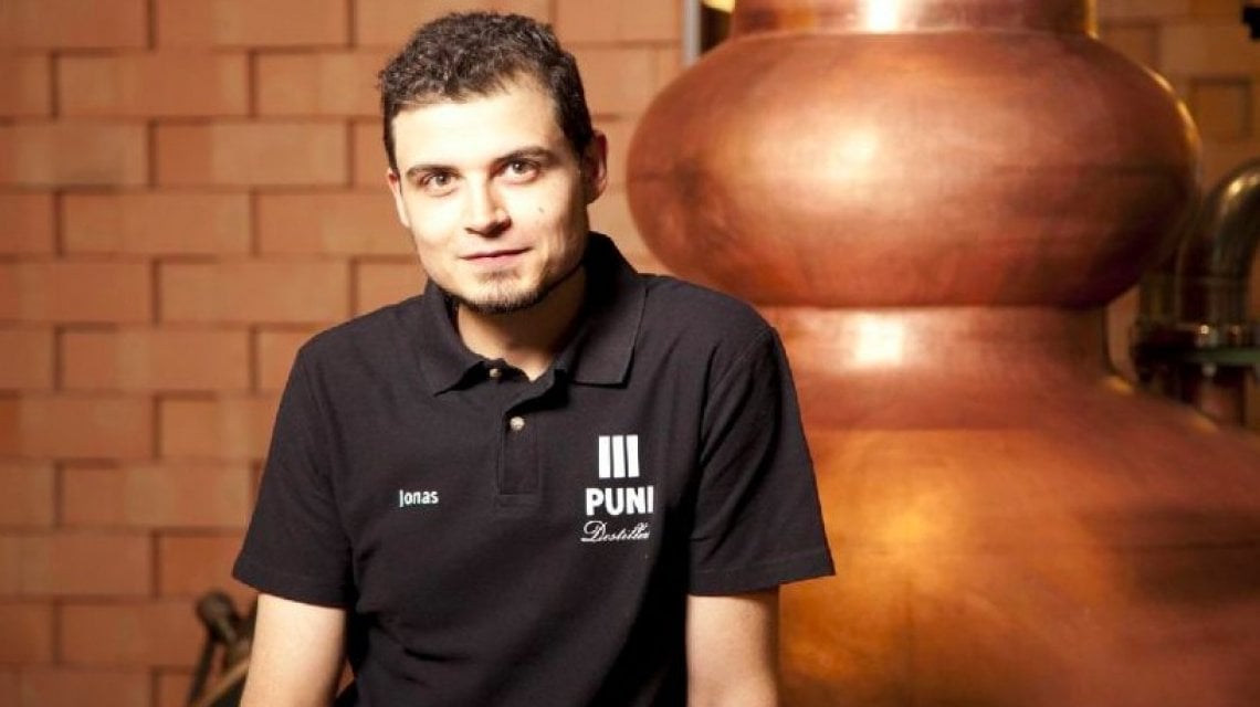 &nbsp;Jonas Ebensperger della distilleria Puni
