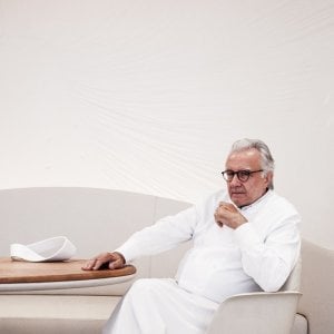 Alain Ducasse lascia il Plaza Athénée di Parigi: è la fine di un'epoca?