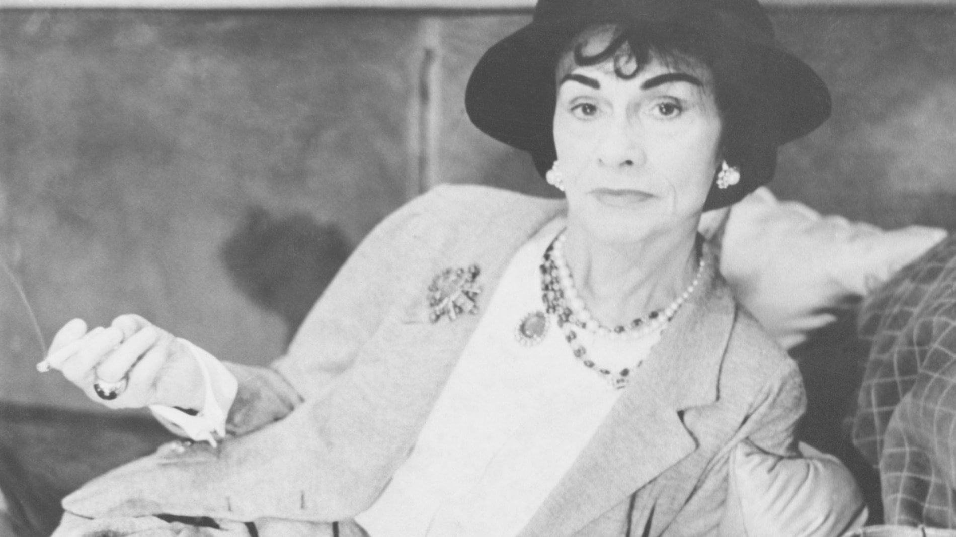 Anniversari, l'omaggio a Chanel N.5 per i suoi 100 anni - Vimarsana News