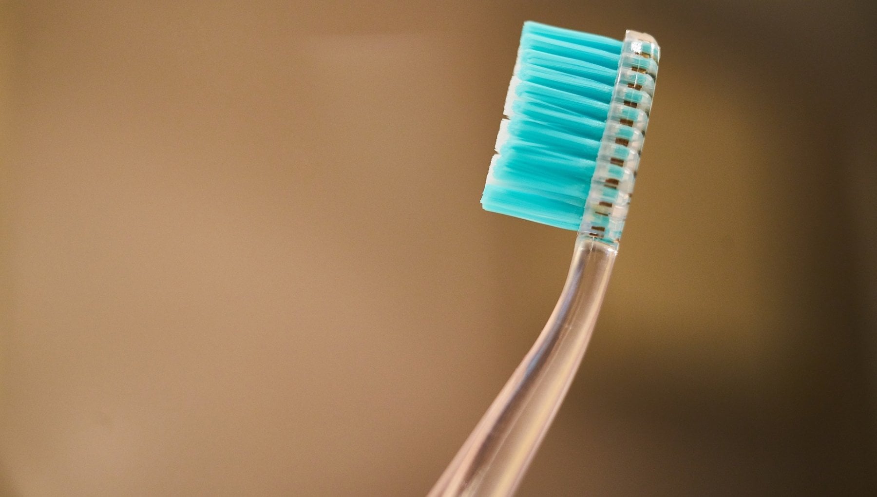 Un miliardo di spazzolini da denti gettati ogni anno - Vimarsana News