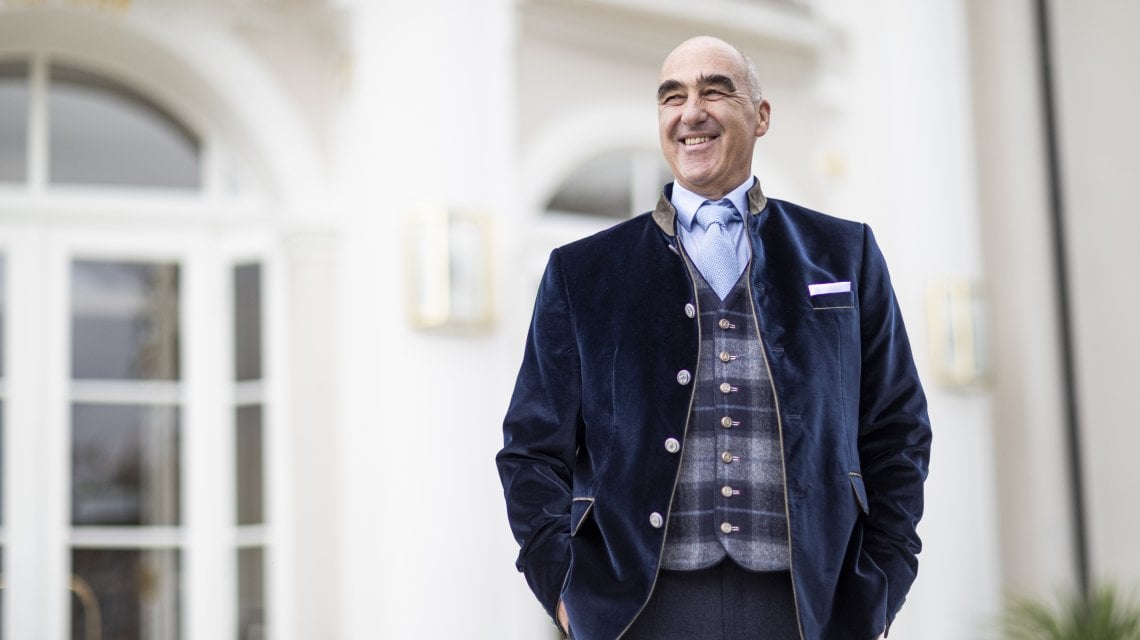 Helmuth Kocher, inventore e gestore del Merano Wine Festival e dei The Wine Hunter Award. (foto @arminhuber)