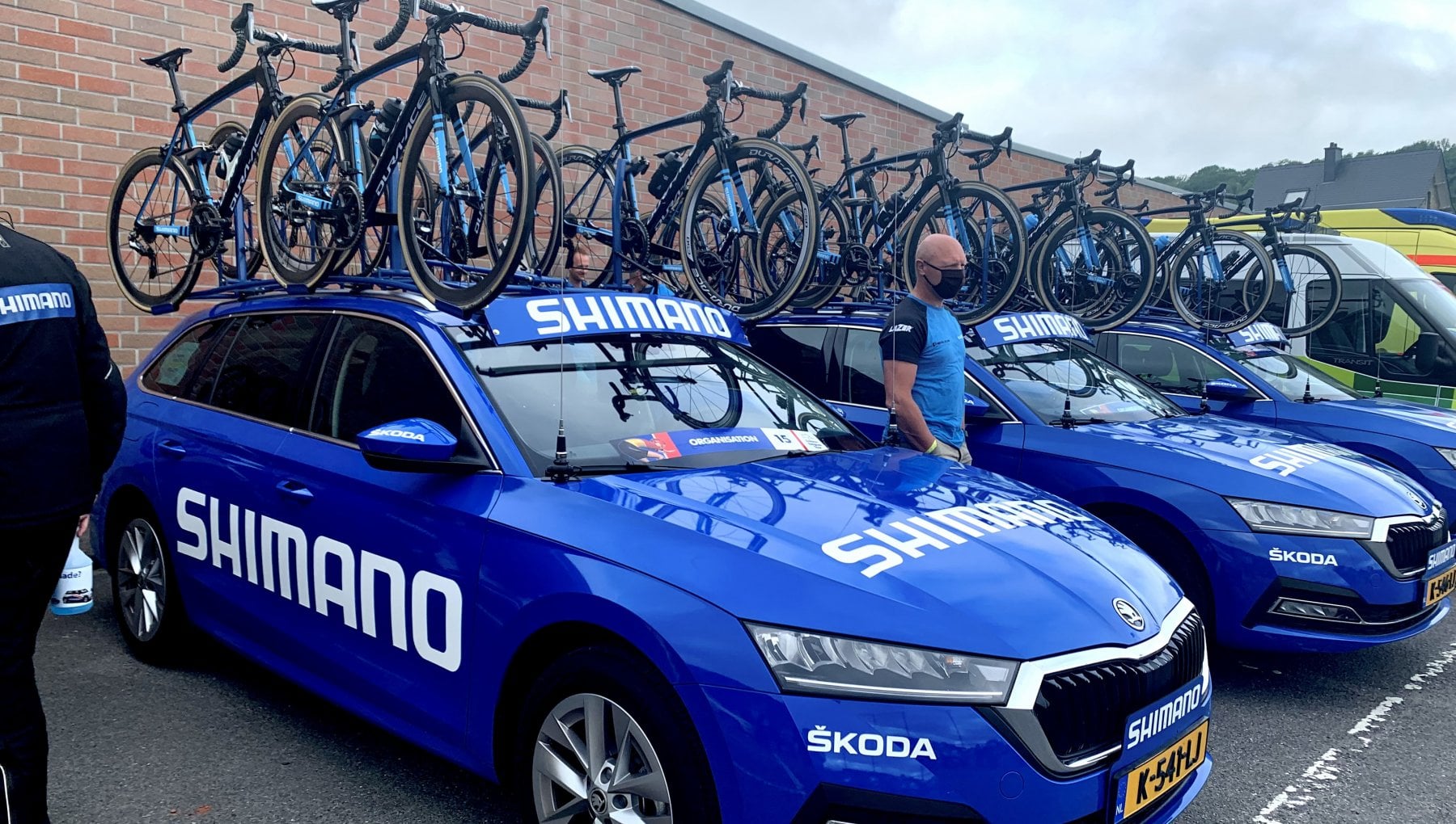 two-wheels-and-a-lot-of-technology-so-shimano-is-the-protagonist-of