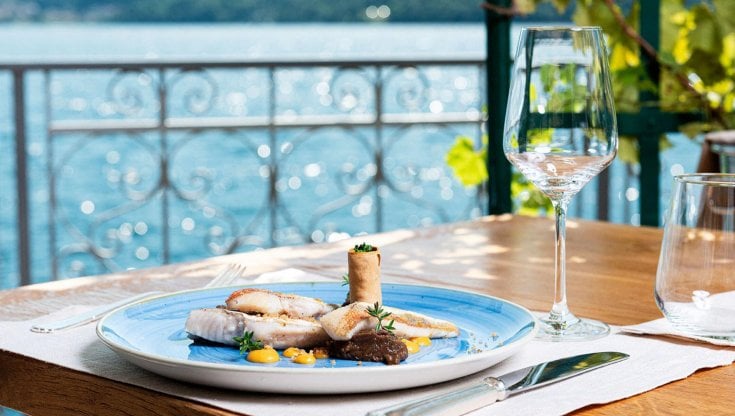 Oltre Cannavacciuolo c'è di più: la rivoluzione gastronomica sul Lago d'Orta
