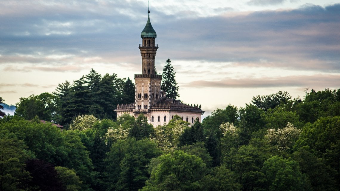 &nbsp;L'inconfondibile Villa Crespi sul lago d'Orta