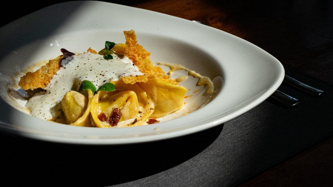 Canottieri Omegna: Cacio e pepe e amatriciana si incontrano in un raviolo