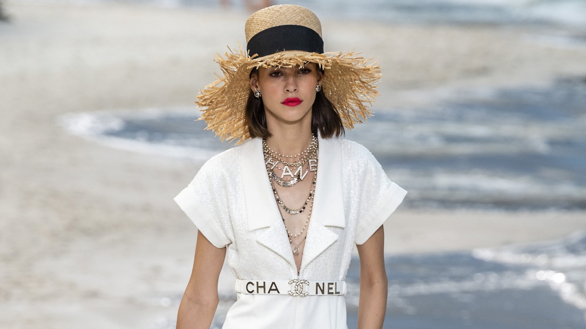 Moda mare alla francese, ispirazioni da Cannes alla Bretagna fino alla spiaggia parigina - Vimarsana News
