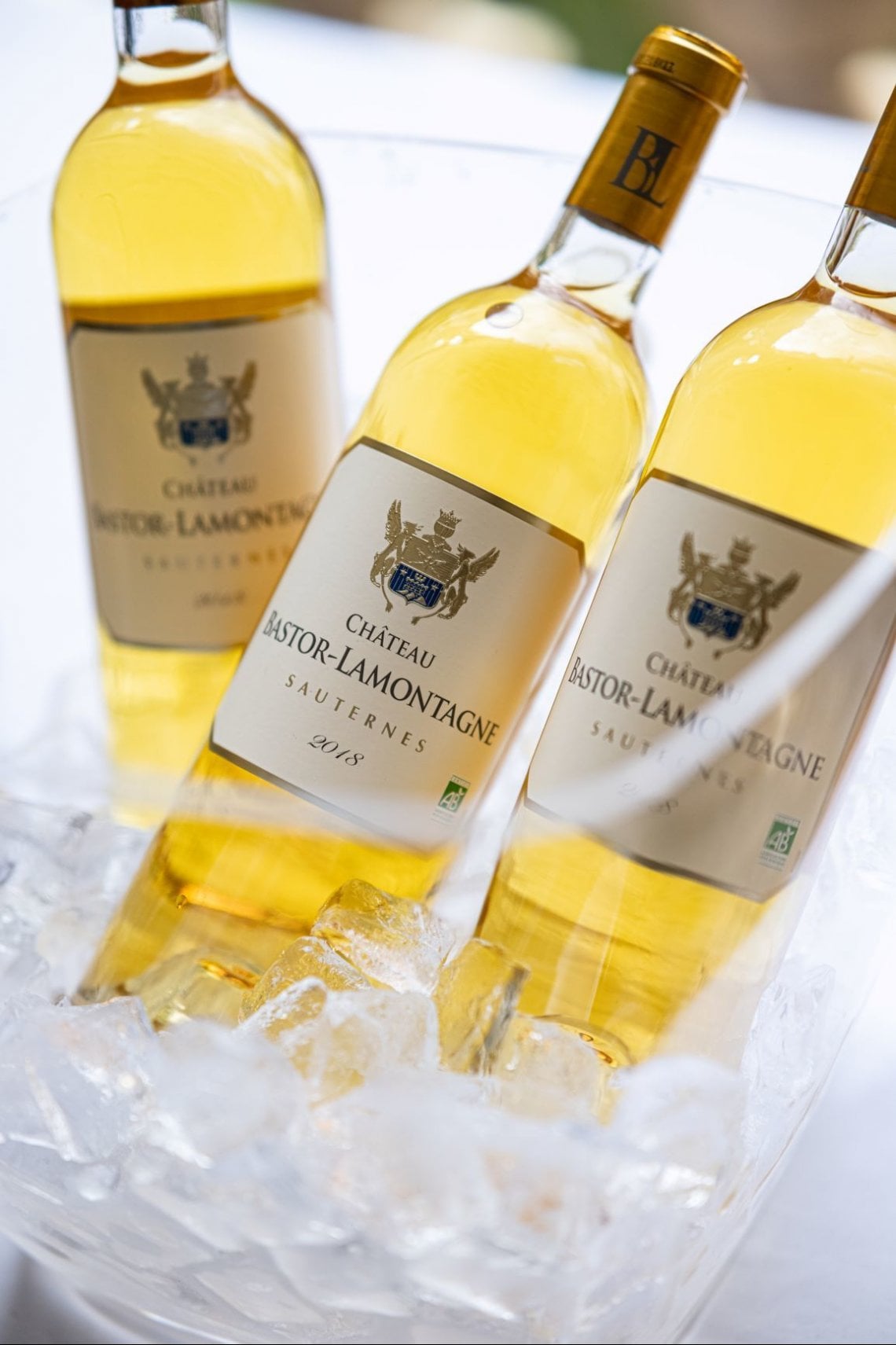 Bottiglie di Sauternes: il vino dolce francese vive una seconda stagione con prodotti meno dolci e pi&ugrave; "moderni"