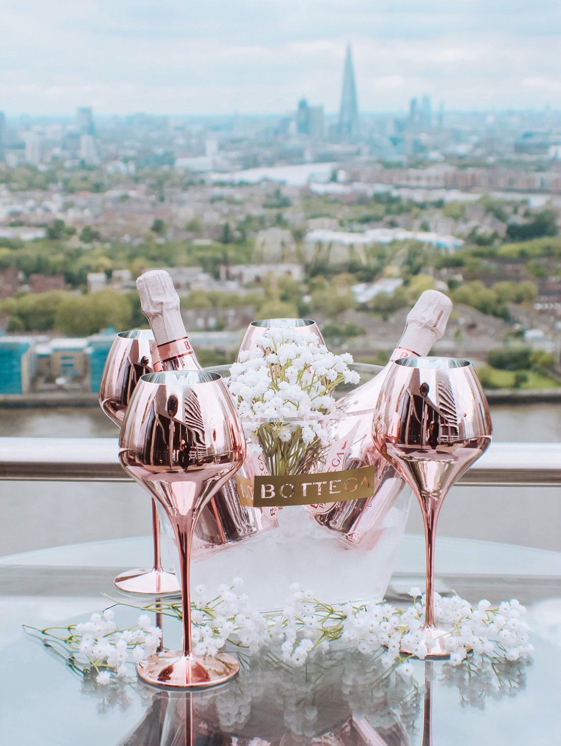 Il Prosecco rosa spopola nel Bottega@Bokan, il bar del produttore trevigiano Sandro Bottega al 39&deg; piano del grattacielo del Gruppo Accor, a&nbsp;Canary Wharf, con vista mozzafiato sullo skyline londinese
