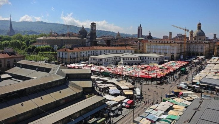 &nbsp;Porta Palazzo vista dal Mercato centrale