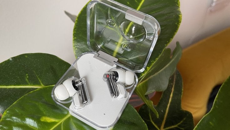 Nothing Ear (3) Auricolari True Wireless Con ANC Adattiva, LDAC, Super Mic E 22h Di Autonomia – Bianco