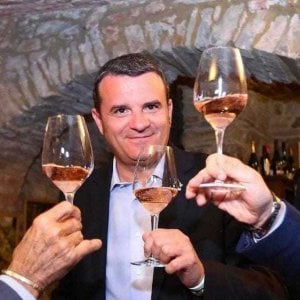 Centinaio: "Il vino Prosek? Piuttosto bevo una gazzosa. In Europa un'alleanza con la Francia contro imitazioni e italian sounding"