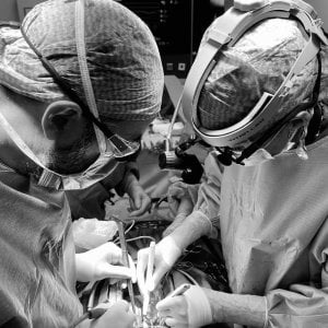 La chirurga dei trapianti: "Il mio primo intervento al cuore? Avrei potuto farlo a occhi chiusi"