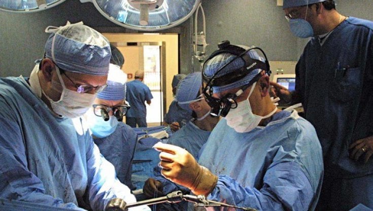 In Portogallo doppio trapianto di polmoni su malato Covid, l'uomo sta bene