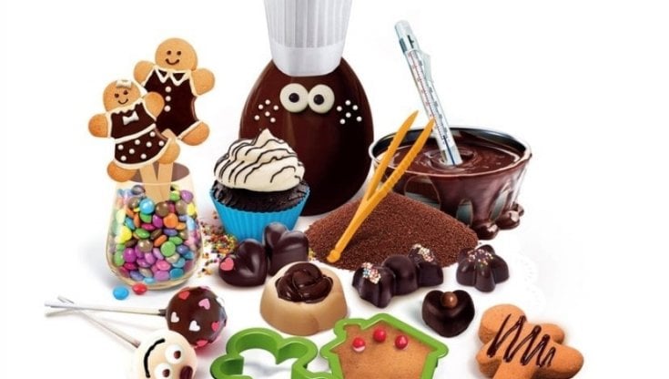 LilKisThk Set Cibo Giocattolo In Legno Per Bambini – 27 Pezzi Di Frutta E Verdura Da Tagliare Con Coltello E Tagliere, Borsa Spesa E Sacchetti Colori