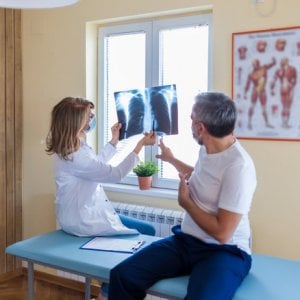 "I tumori non possono aspettare. In pandemia serve un piano straordinario"