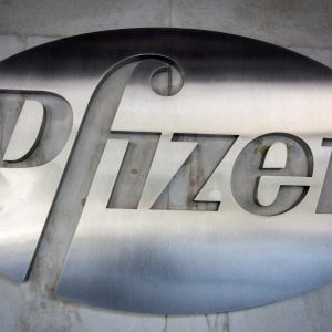 Via libera dell'Ema alla pillola Pfizer. Le altre terapie per curare il Covid