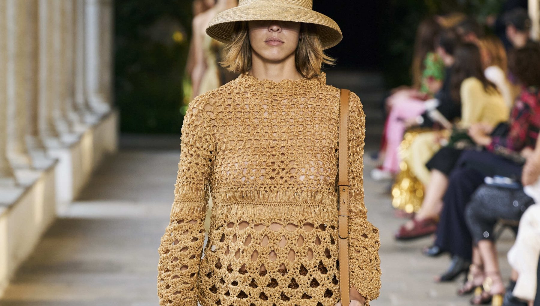 A tutto uncinetto: il crochet è la tendenza più forte della primavera - la  Repubblica
