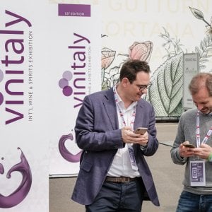 Guerra e aumenti dei prezzi, le urgenze di Vinitaly