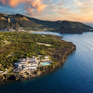 Fuga gastronomica alle Eolie: le tappe imperdibili a Vulcano e Salina